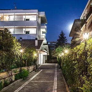 villa-giulia-ciampino.it-romehotels.com/